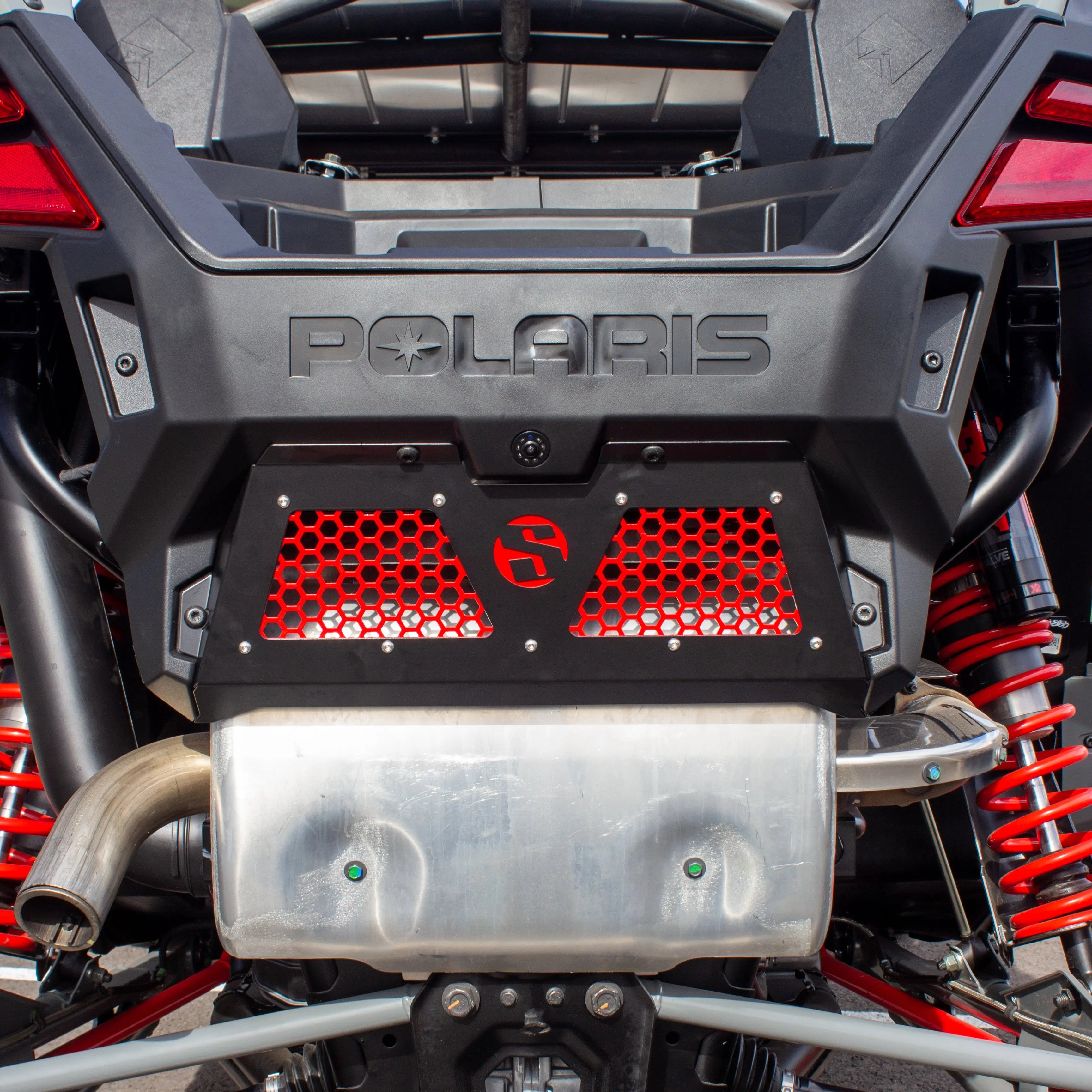 Polaris Grilles